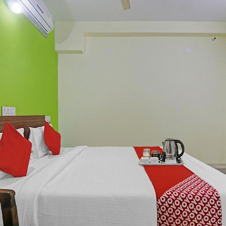 Super Hotel O Dk Reddy Square Hyderabad Exterior photo